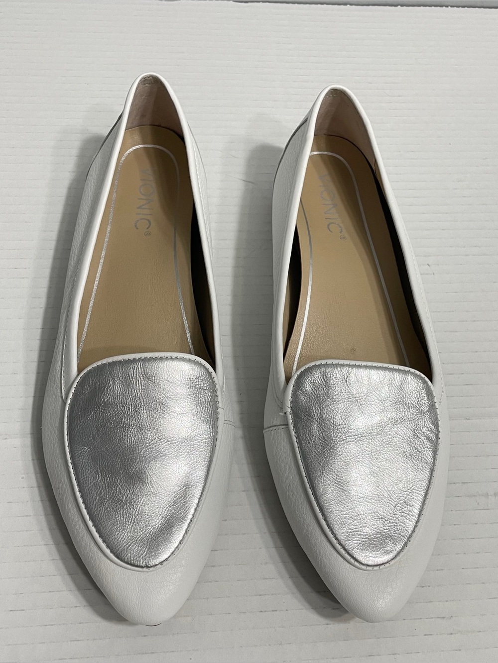 Vionic Savannah Women's Casual Shoe white size 7.5 - Picture 2 of 14